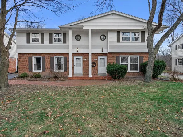 11827 West Diane DRIVE #11829, Wauwatosa, WI 53226