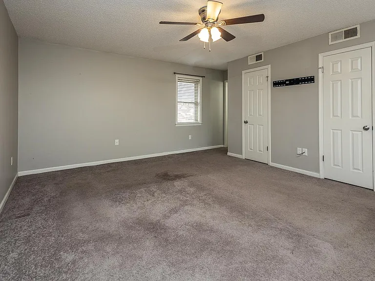 3935 N Heatherhill Dr — Photo 16