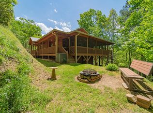 379 Sams Branch Rd, Marble, NC 28905