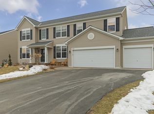 3104 Bluegrass Rd, Chaska, MN 55318