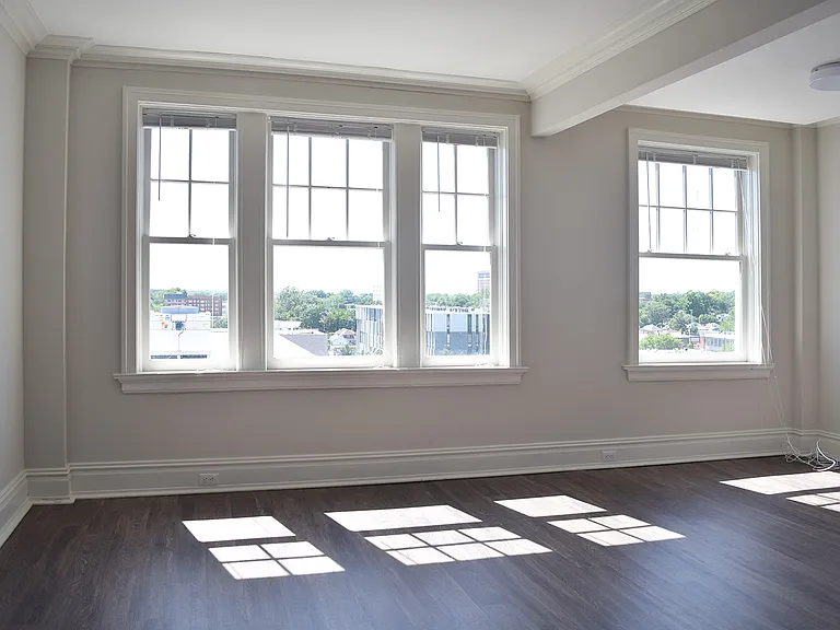 Dining/Living room