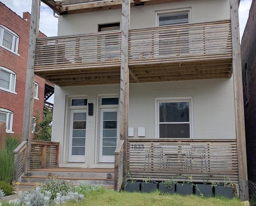 First floor duplex apartment