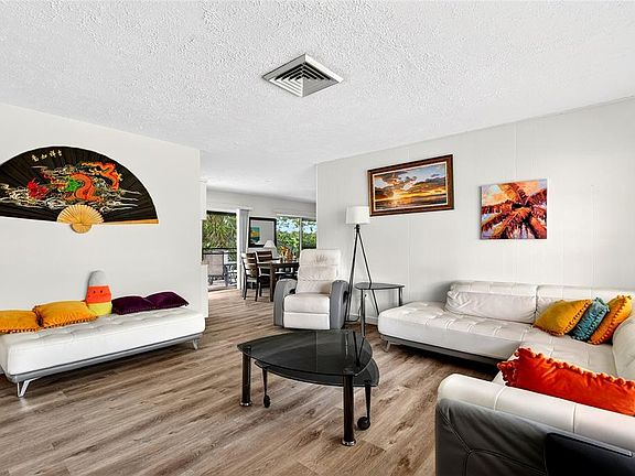 4th image of 1565 S EVERGREEN AVENUE