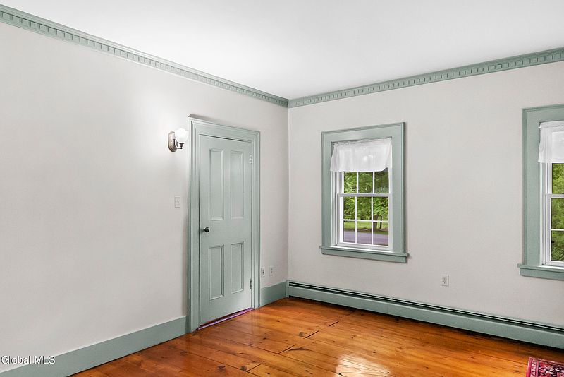 4th image of 65 Craver Road
