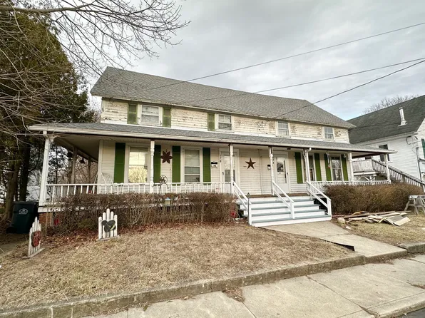 17 Palmer Avenue, Griswold, CT 06351