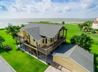 509 Surf Oaks Dr, Seabrook, TX 77586