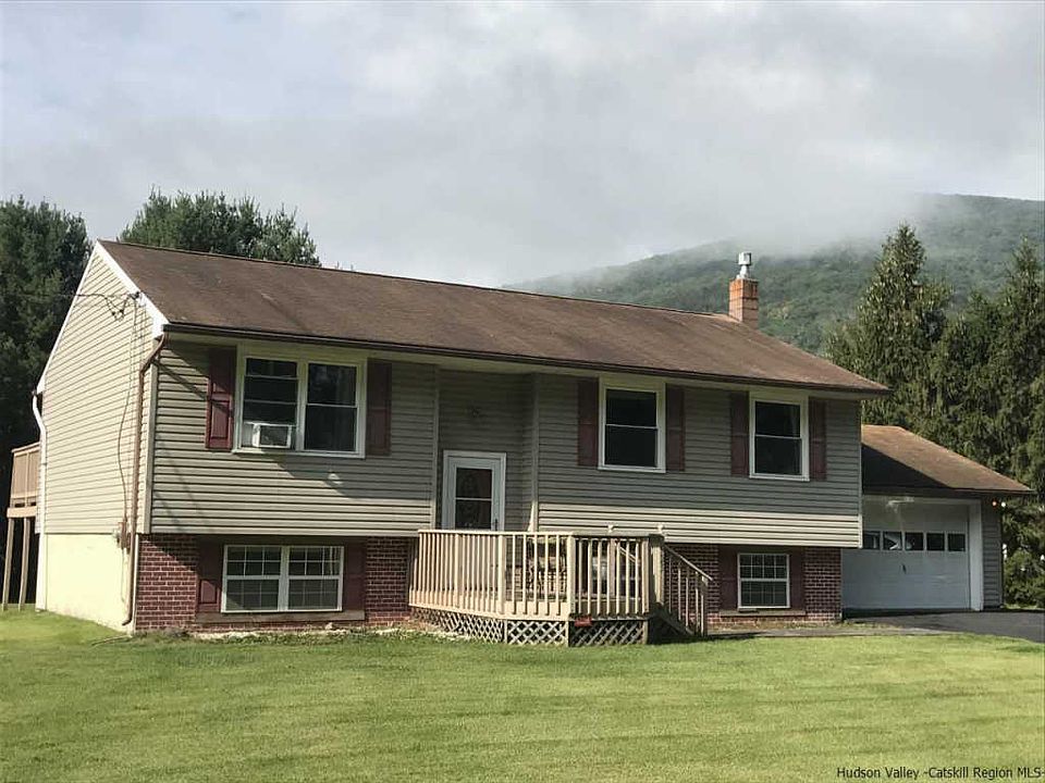 1st image of 25 Beechford Dr
