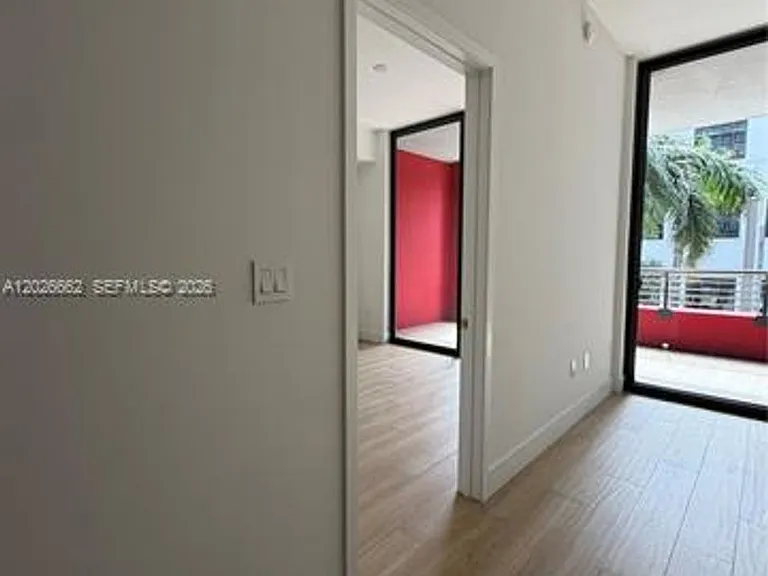 90 NE 32nd St #209 — Photo 8