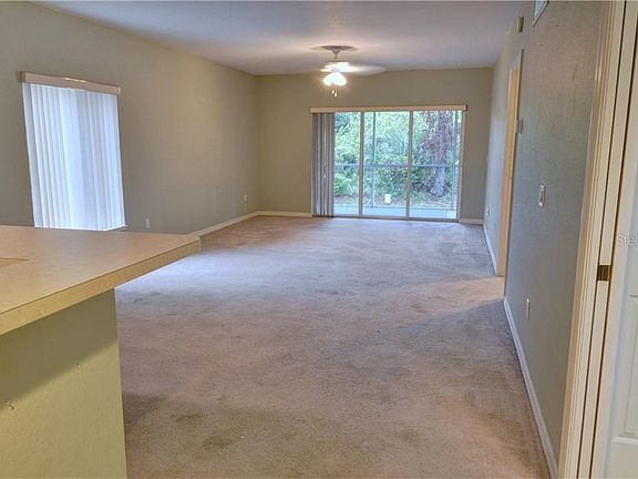 3rd image of 9800 Fiddlers Green Cir Unit 127
