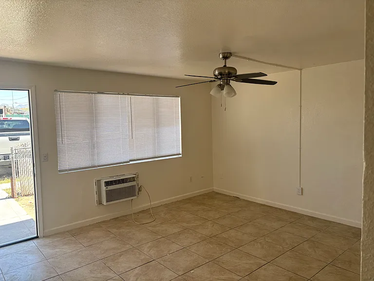 1629 Turquoise Rd #C — Photo 4