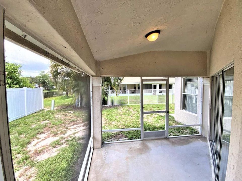 1st image of 44 Citrus Park Dr #1