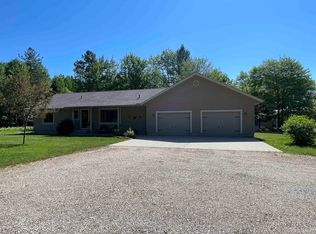 1686 S Flodin Rd, Manistique, MI 49854