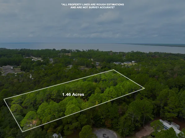 2960 Sherwood Dr, Navarre, FL 32566