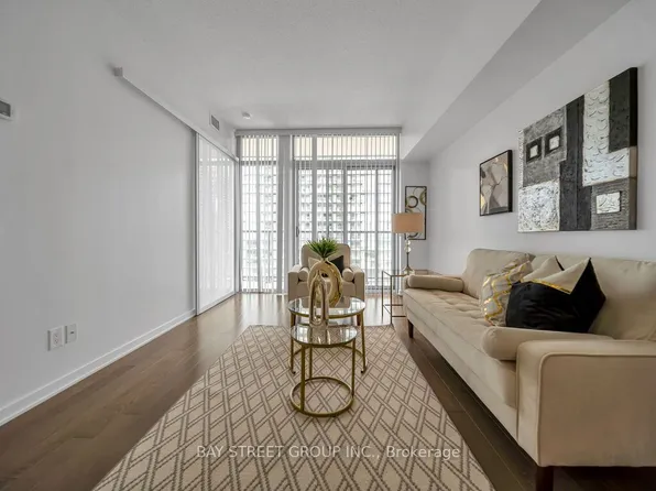 105 The Queensway #1501, Toronto, ON M6S 5B5