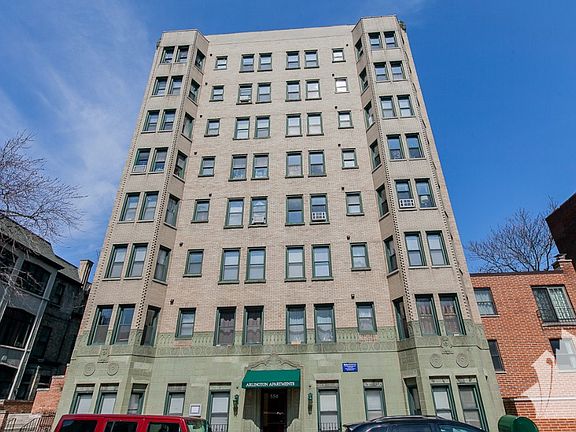 3rd image of 550 W Arlington Pl APT 804
