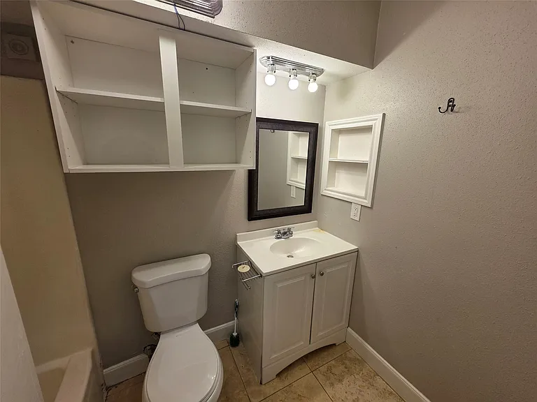22543 Market Square Ln — Photo 10
