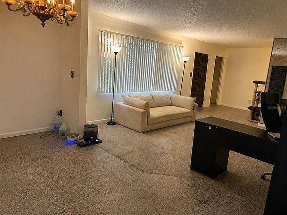 3rd image of 315 LAKE SEMINARY CIRCLE