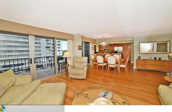 Home For Sale In Cloister Del Mar