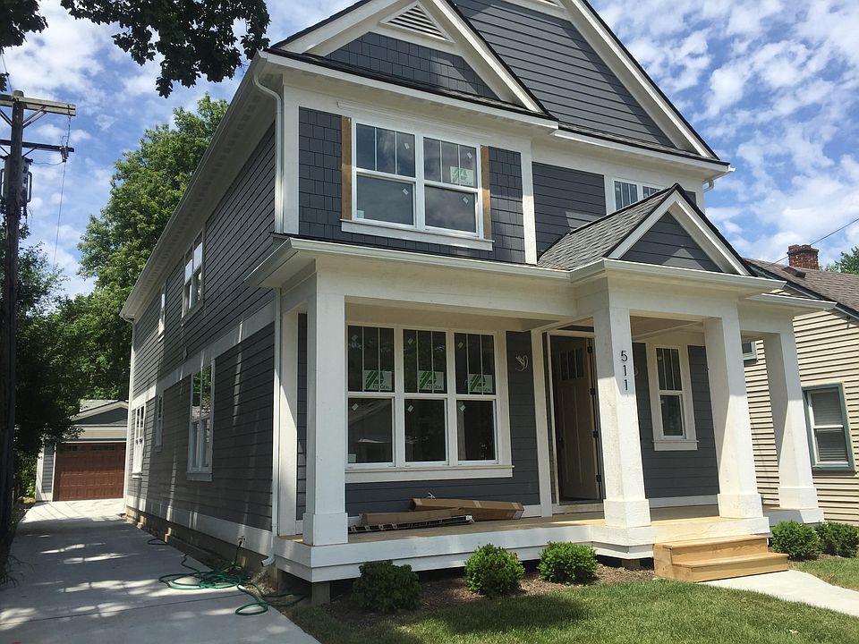 2nd image of 511 Simon Ct