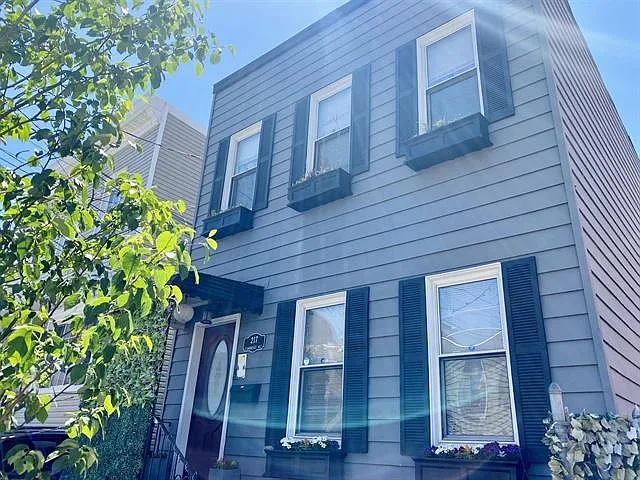 217 Cambridge Ave — Photo 21