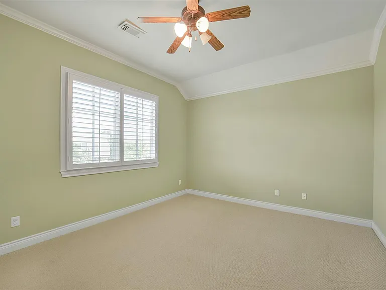 2307 Sheridan St — Photo 36