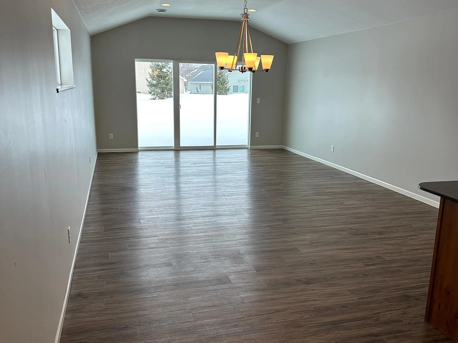 2 bed, 1.5 bath, 1250 sqft, $1,755 — Photo 2