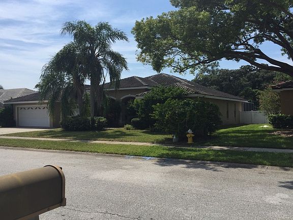 2nd image of 206 Old Oak Cir