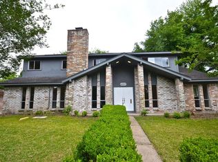 6207 Bankside Dr, Houston, TX 77096