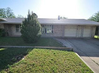 1218 Johnson St, Benbrook, TX 76126