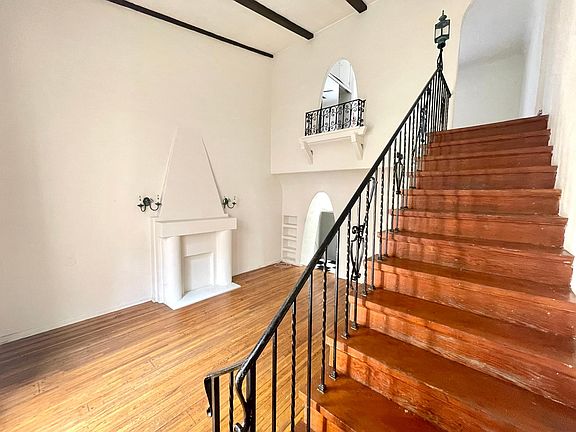 2nd image of 226 S Fuller Ave #228