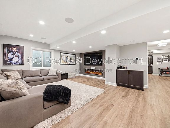 3rd image of 4508 Bryan Pl