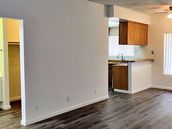 3rd image of 11059 Fruitland Dr #7