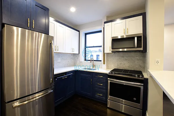 Rented by null | media 10