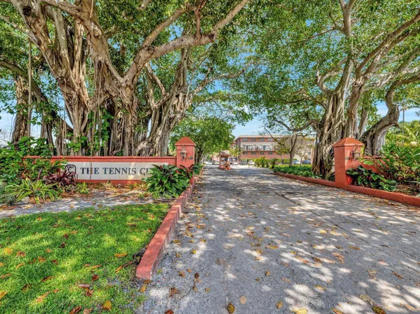 660 Tennis Club Dr APT 303, Fort Lauderdale, FL 33311