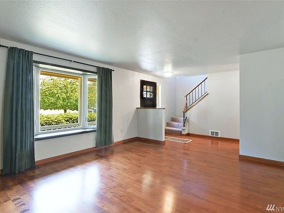 Living room looking back towards entry