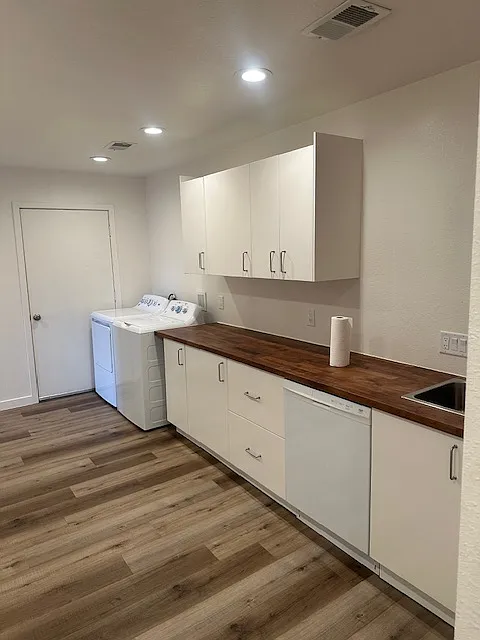 3338 S Pearl St — Photo 3