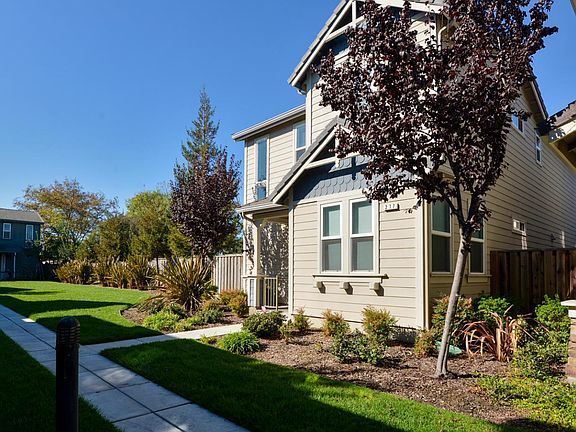2nd image of 277 Rayos Del Sol Dr
