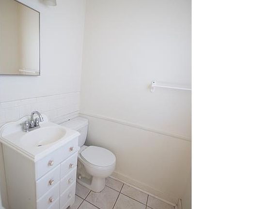 5th image of 4910 NW Pollard Ave