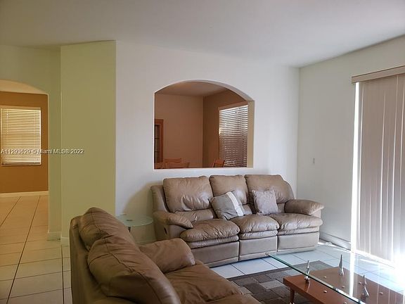 4th image of 11272 NW 74th Ter