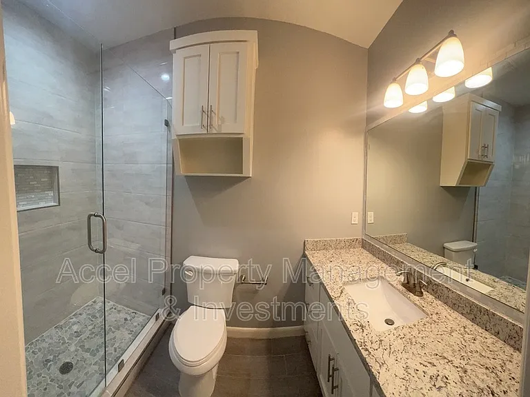 413 Downing Ave #2 — Photo 15