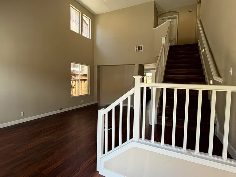 8922 Del Rio Cir — Photo 49