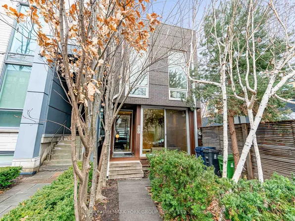 840 Richmond St W, Toronto, ON M6J 1C9