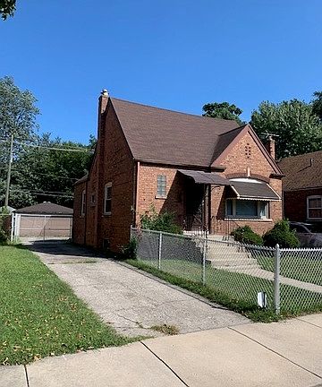 2nd image of 10033 S Crandon Ave