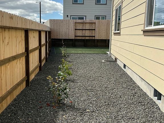 2nd image of 1336 Washington Ave