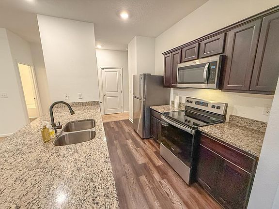 4th image of 16335 Winding Blossom Dr