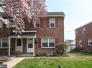 726 Buttonwood St, Norristown, PA 19401
