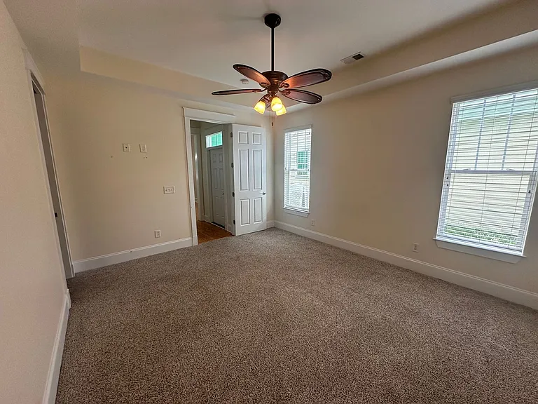 754 Murray Ave — Photo 21