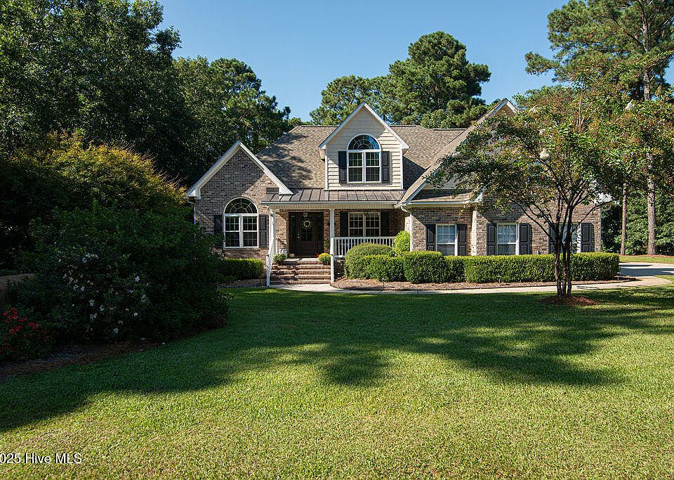 1st image of 351 Royal Tern Drive
