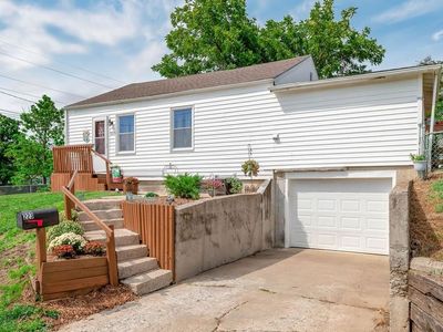 223 W Sparks Ave, Warrensburg, MO, 64093