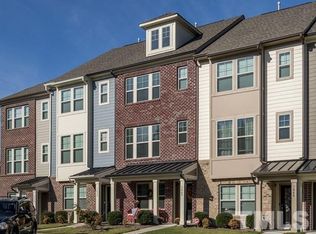 1448 Providence Green Ln, Apex, NC 27502